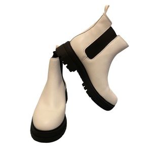 MARC FISHER Pietro Chelsea Boots Size 8M